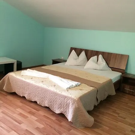 Pensionat Casa Cristina 3*